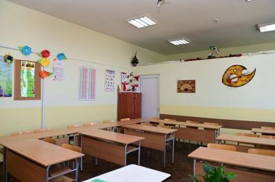 Материална база 18